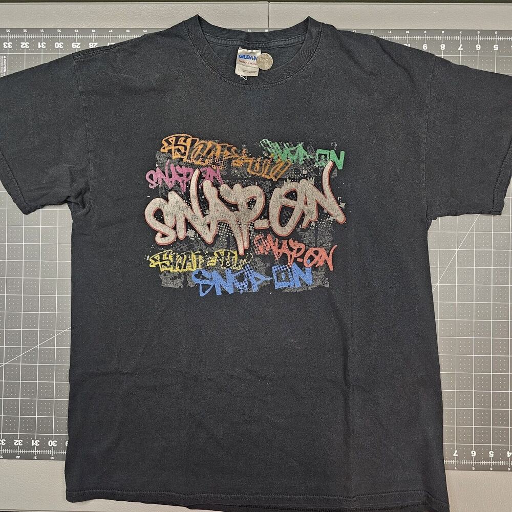 Snap On Tools Tshirt Medium Graffiti Y2K Streetwear Skater Workwear Grunge Read